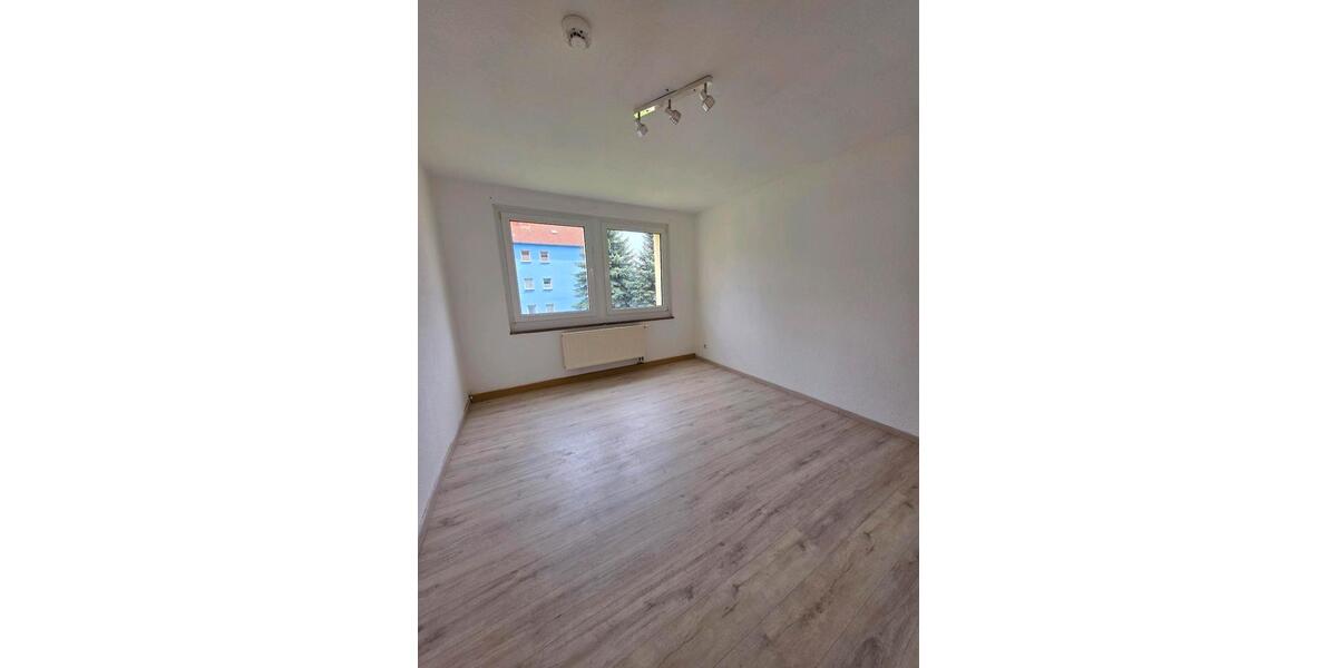 Etagenwohnung Nienburg (Saale) - 2 Zimmer, 46 m&sup2;, 460&euro; | Angebot:26611393