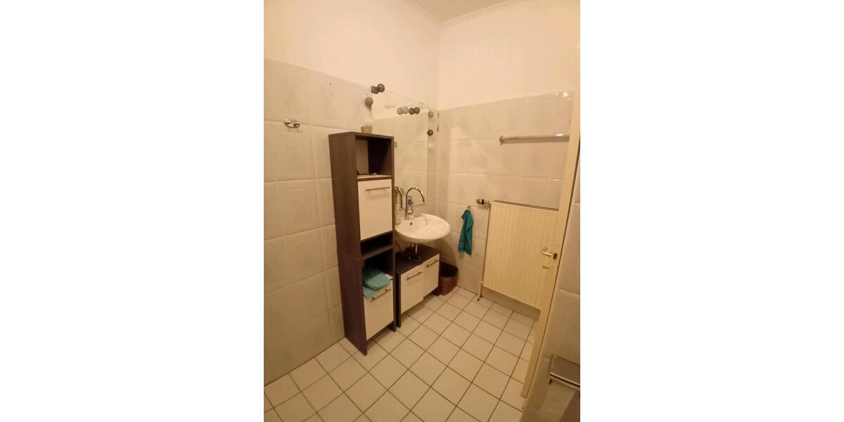 Wohnen auf Zeit Blunk - 1 Zimmer, 14 m&sup2;, 35&euro; | Angebot:26343832