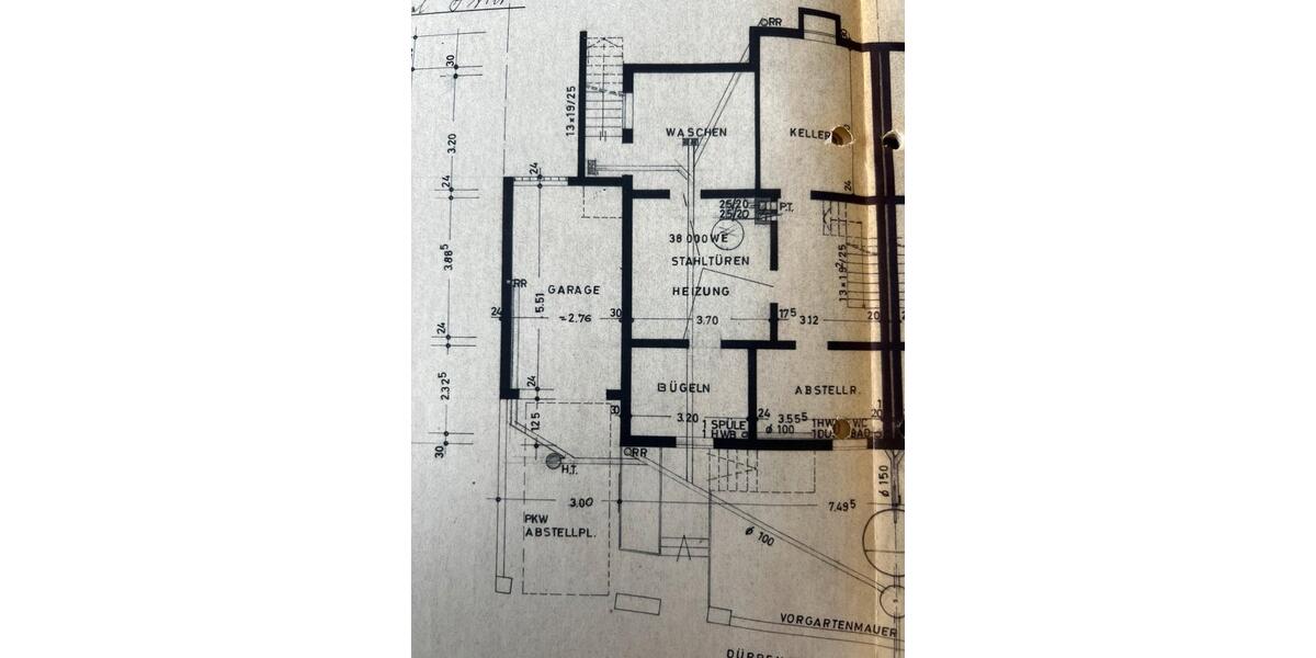 Doppelhaushälfte Oberstenfeld - 8 Zimmer, 170 m&sup2;, 1.700&euro; | Angebot:26354040