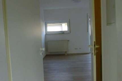Wohnung Giessen - 1 Zimmer, 18 m&sup2;, 260&euro; | Angebot:27254503