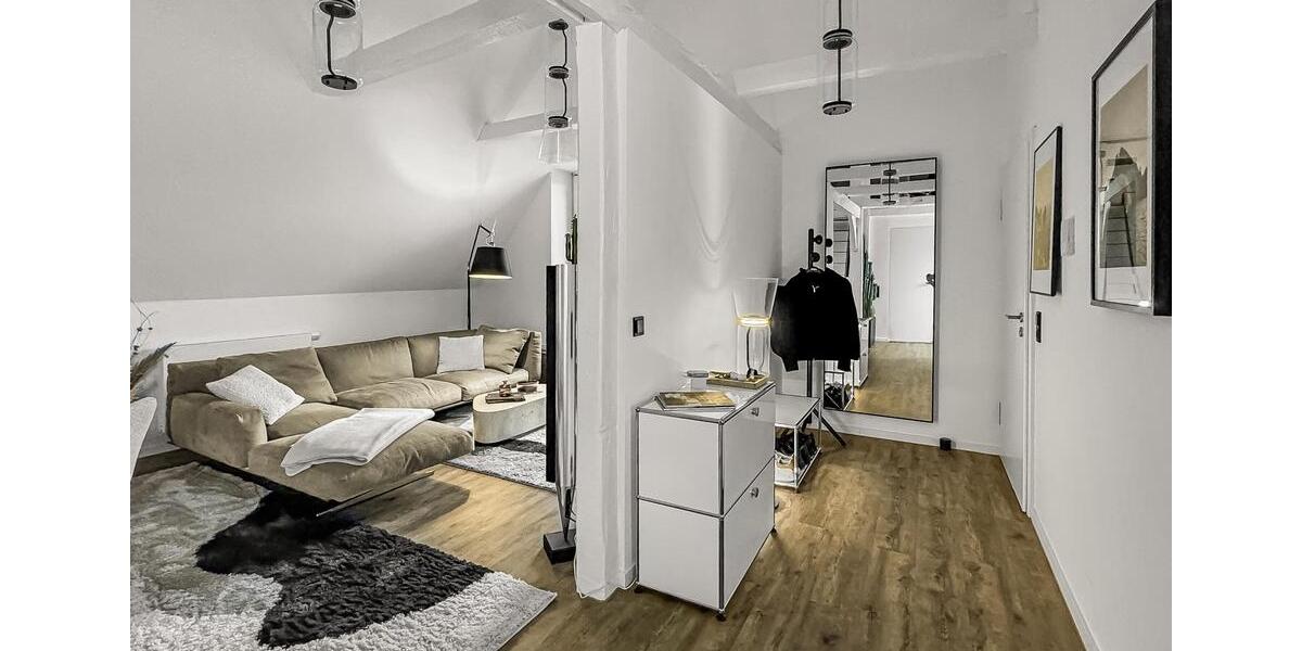 Dachgeschoßwohnung Lemgo - 2 Zimmer, 85 m&sup2;, 1.200&euro; | Angebot:26579037