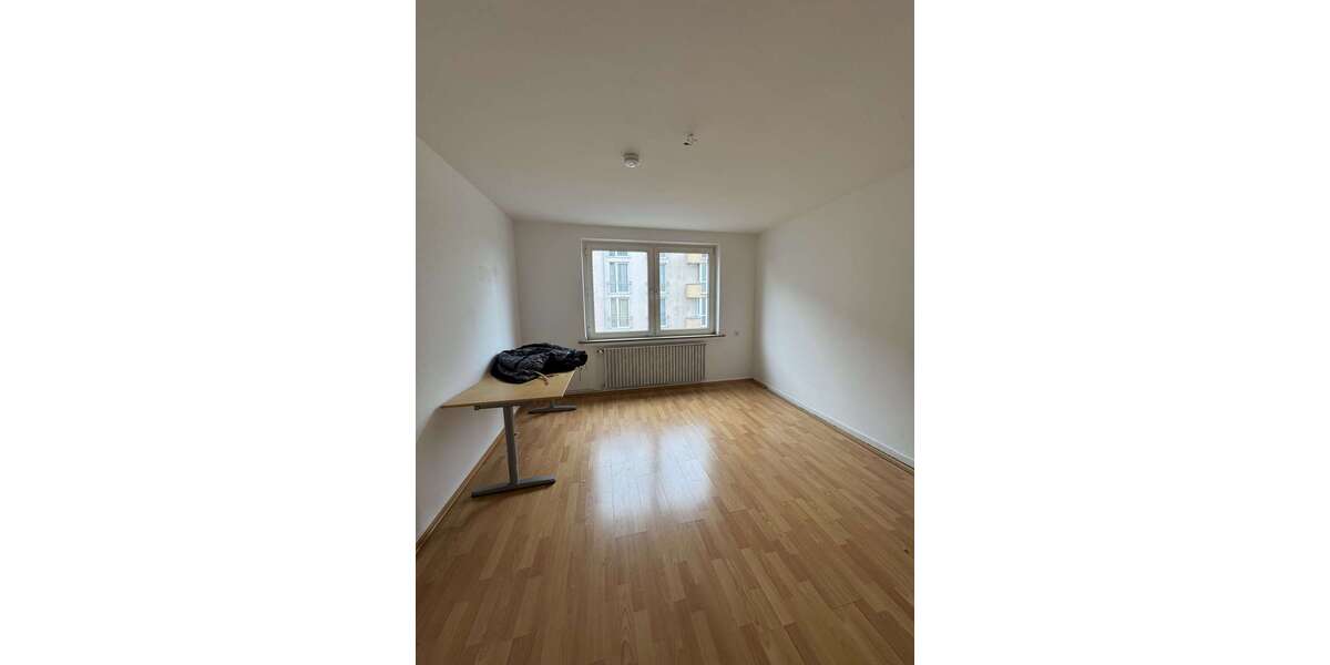 Etagenwohnung Aachen Laurensberg - 3 Zimmer, 80 m&sup2;, 1.100&euro; | Angebot:26474623