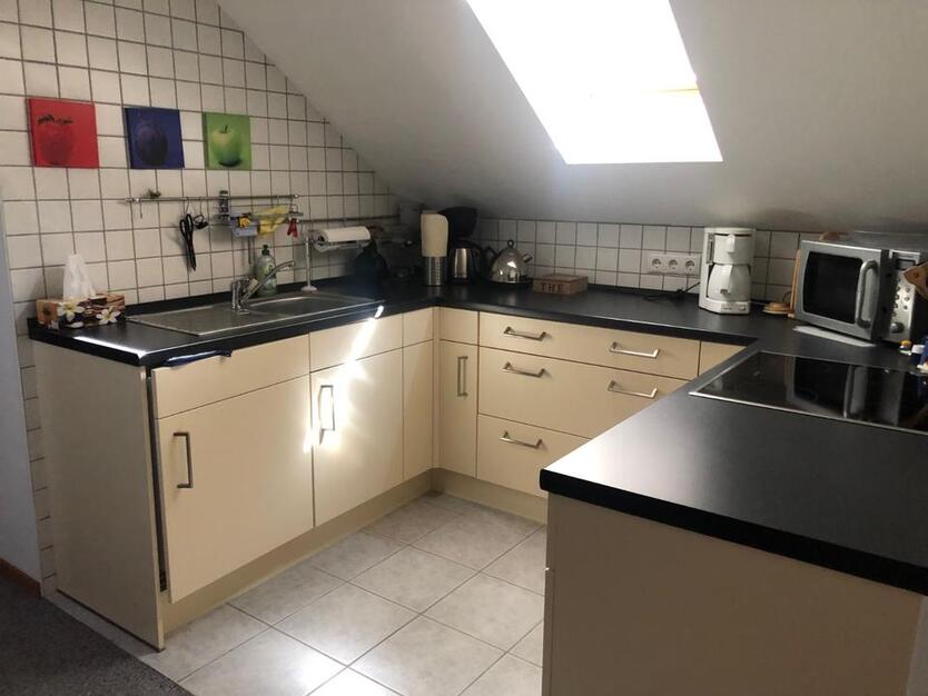 2-Raum Wohnung in Friedrichroda Top-Lage teilmöbliert