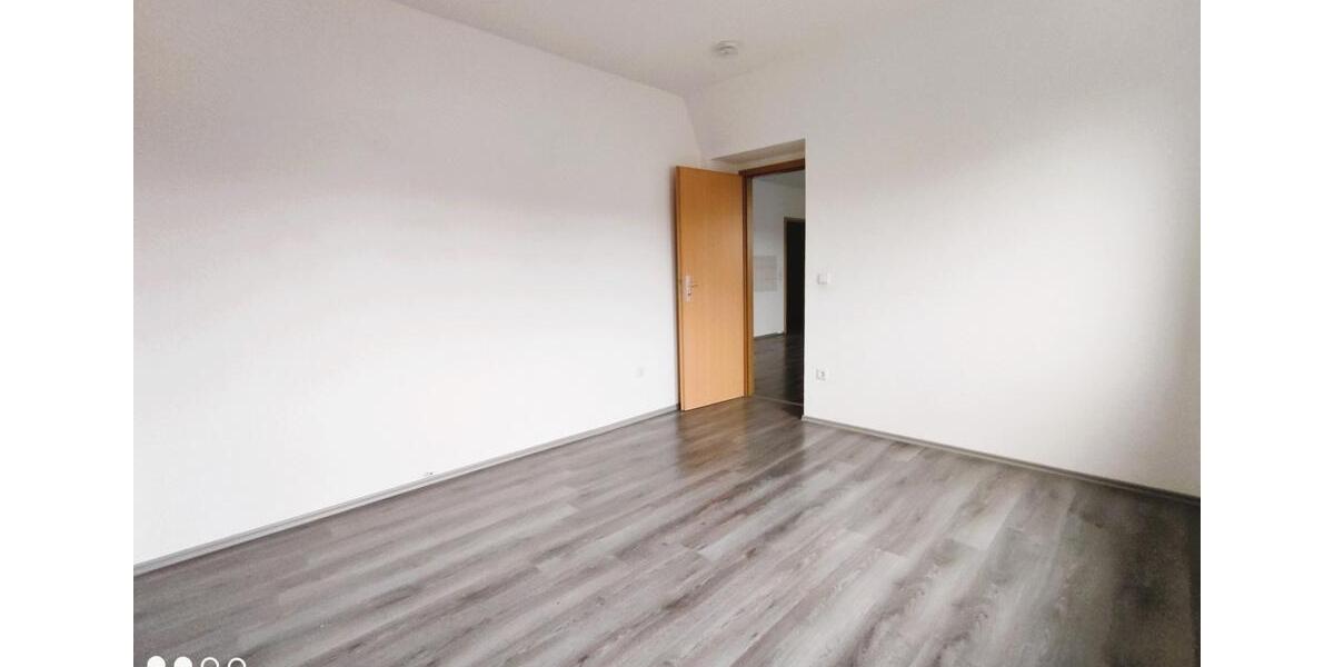 Dachgeschoßwohnung Raguhn-Jeßnitz Jeßnitz - 2 Zimmer, 45 m&sup2;, 250&euro; | Angebot:26619868