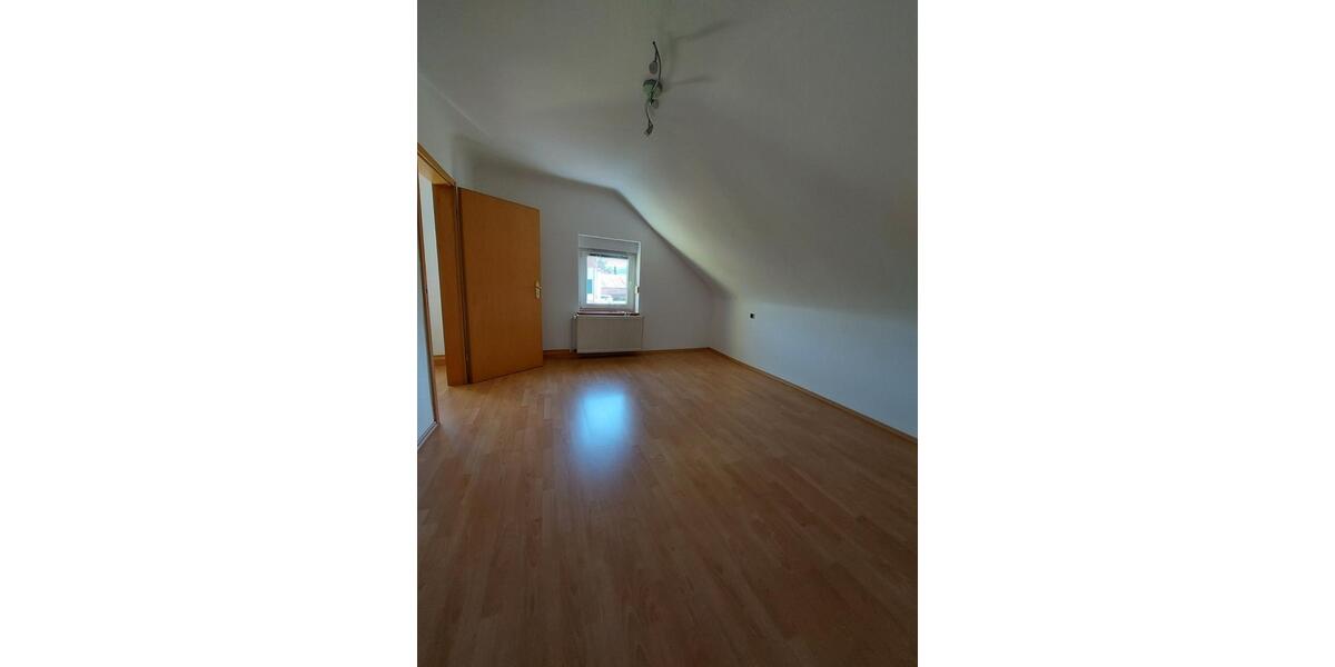 Einfamilienhaus Kastel-Staadt Staadt - 4 Zimmer, 110 m&sup2;, 1.200&euro; | Angebot:24673532