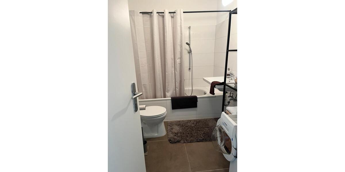 Hochparterre Neunkirchen am Brand - 2 Zimmer, 62 m&sup2;, 2.140&euro; | Angebot:26680212