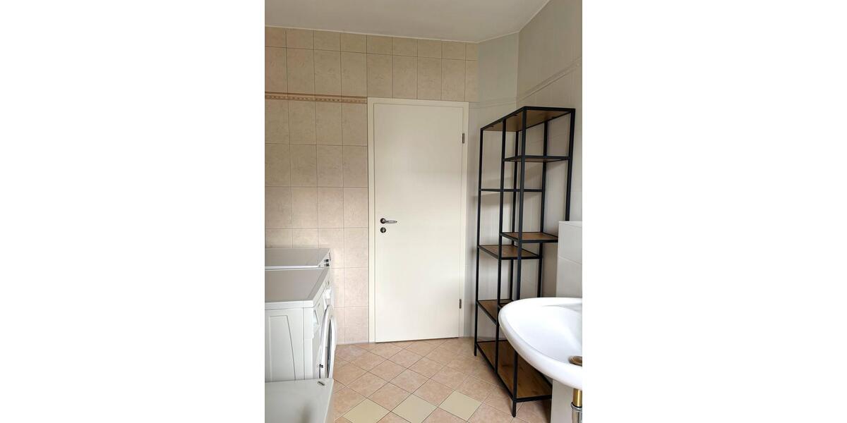 Etagenwohnung Gröbenzell - 1.5 Zimmer, 69 m&sup2;, 1.600&euro; | Angebot:26704336