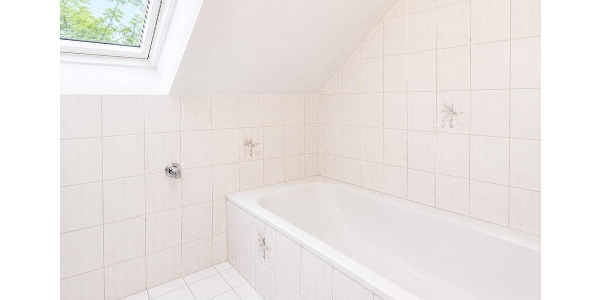 Dachgeschoßwohnung Bad Münder am Deister - 3 Zimmer, 75 m&sup2;, 550&euro; | Angebot:26580587