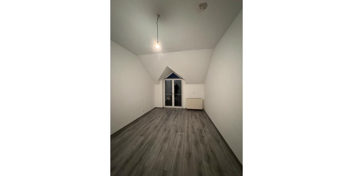 Etagenwohnung Bad Arolsen - 3 Zimmer, 80 m&sup2;, 840&euro; | Angebot:24819197