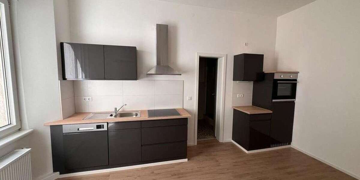 Etagenwohnung Eisenach - 4 Zimmer, 100 m&sup2;, 830&euro; | Angebot:25429467