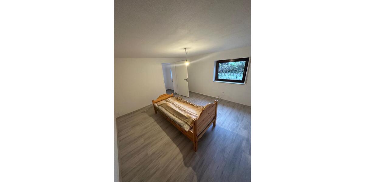 Etagenwohnung Bad Herrenalb - 2 Zimmer, 66 m&sup2;, 600&euro; | Angebot:26014426