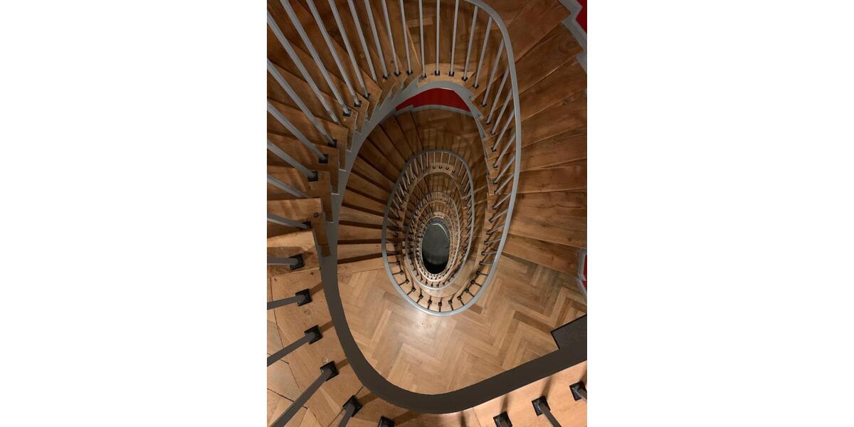 Dachgeschoßwohnung Wilhelmshaven - 5 Zimmer, 166 m&sup2;, 1.350&euro; | Angebot:25880754