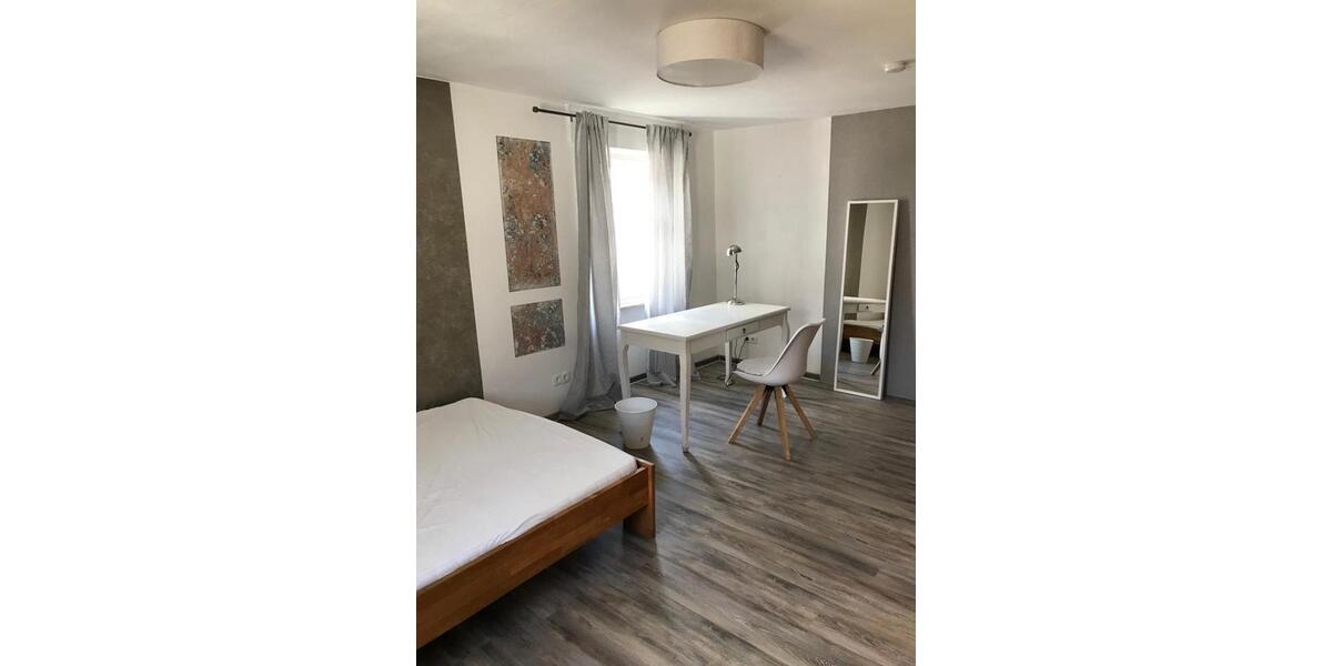 Wohnen auf Zeit Mayen - 5 Zimmer, 180 m&sup2;, 370&euro; | Angebot:25268488