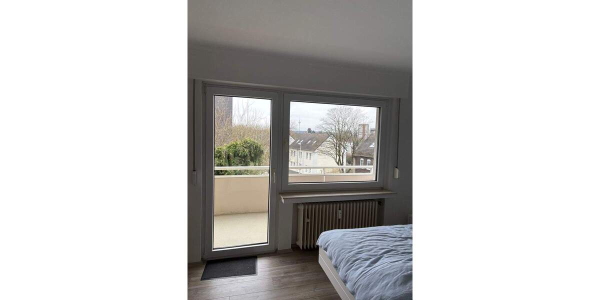 Etagenwohnung Mülheim an der Ruhr Broich - 3 Zimmer, 76 m&sup2;, 500&euro; | Angebot:25108055