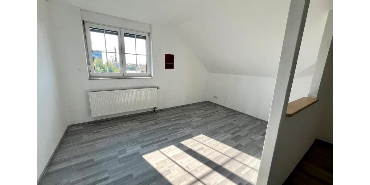 Doppelhaushälfte Markranstädt - 5 Zimmer, 180 m&sup2;, 1.500&euro; | Angebot:24720220