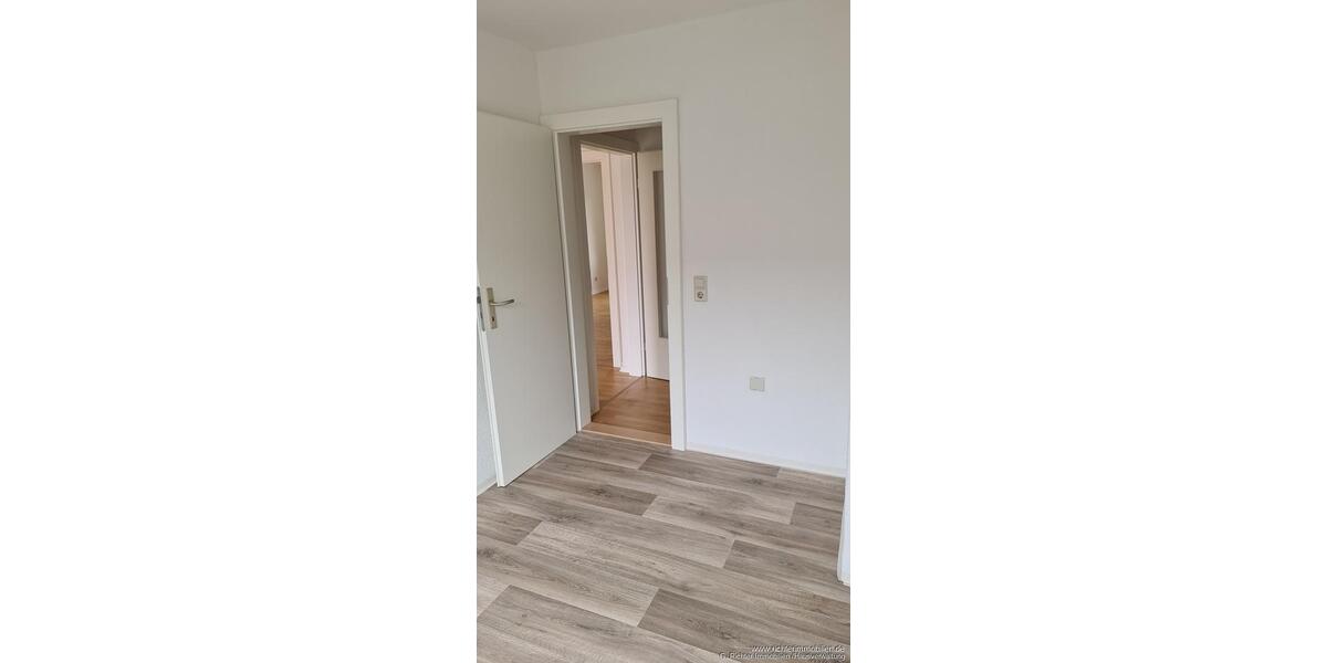 Etagenwohnung Halsbrücke - 2 Zimmer, 44 m&sup2;, 260&euro; | Angebot:25351063