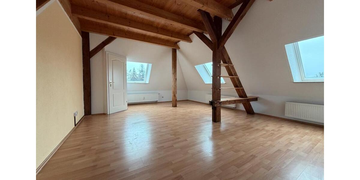 Dachgeschoßwohnung Ziesar - 2 Zimmer, 75 m&sup2;, 680&euro; | Angebot:26271573