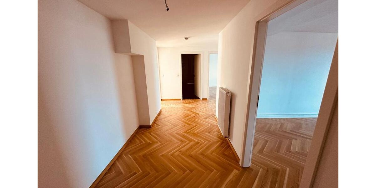 Dachgeschoßwohnung Dresden Cotta - 3.5 Zimmer, 89 m&sup2;, 1.150&euro; | Angebot:26013540
