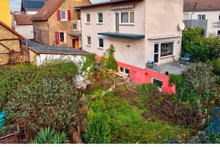 Haus Bischofsheim - 3 Zimmer, 95 m&sup2;, 1.400&euro; | Angebot:27620813