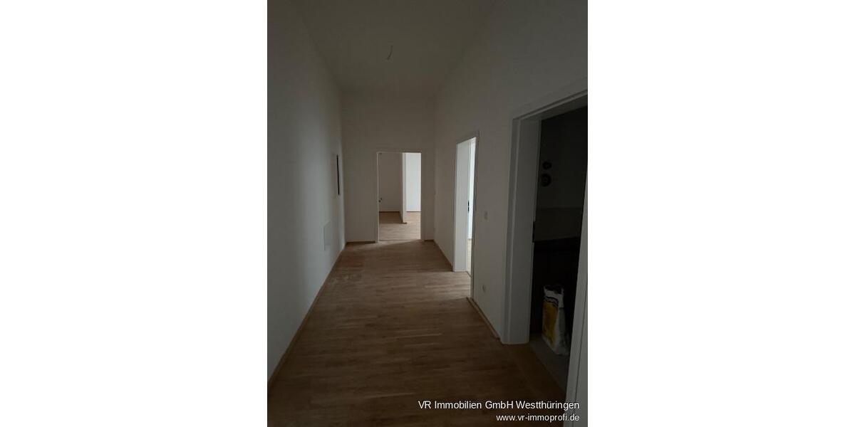 Frisch sanierte Wohnung im EG zu vermieten! 3 zimmer