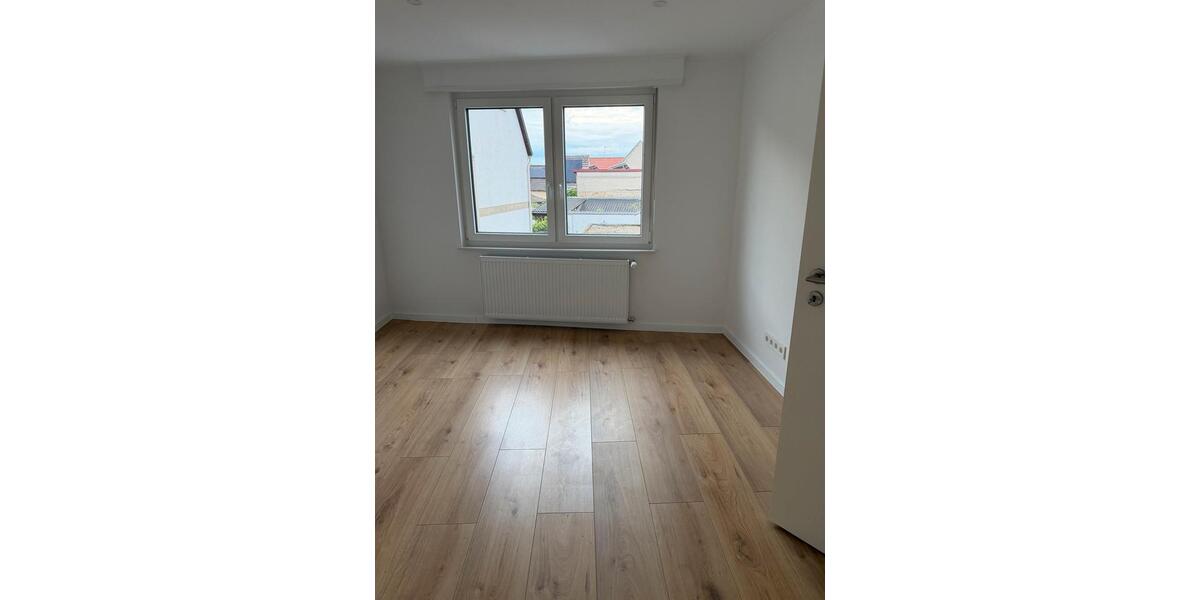 Etagenwohnung Lambsheim - 3 Zimmer, 92 m&sup2;, 1.250&euro; | Angebot:26447731