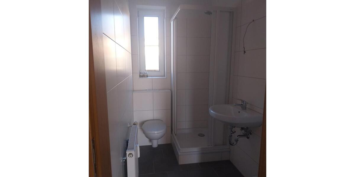 Etagenwohnung Friedland - 3 Zimmer, 58 m&sup2;, 300&euro; | Angebot:25901927