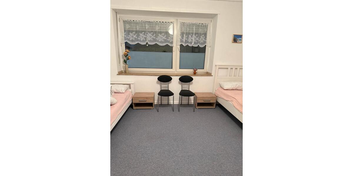Wohnen auf Zeit Erkelenz - 3 Zimmer, 70 m&sup2;, 370&euro; | Angebot:26628628