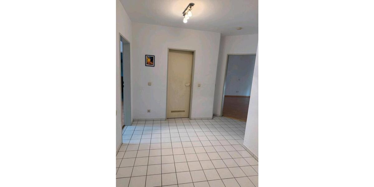 Etagenwohnung Siegburg - 3 Zimmer, 68 m&sup2;, 1.040&euro; | Angebot:26492814