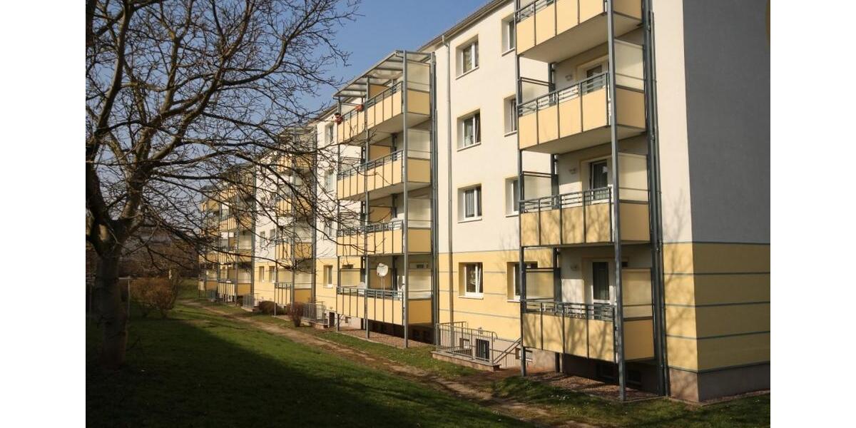 2-Zimmer-Wohnung mit Balkon und PKW-Stellplatz 2 zimmer