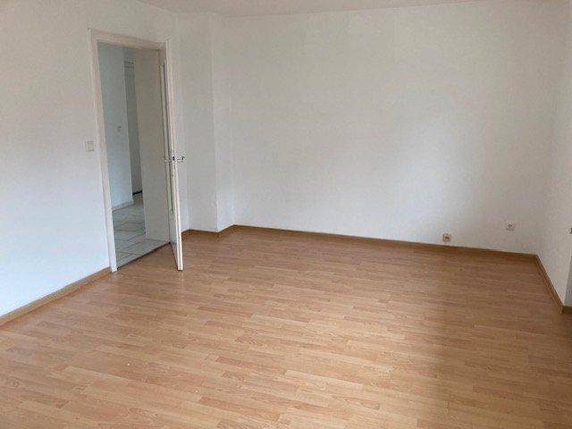 Erdgeschoßwohnung Neustadt an der Donau - 3 Zimmer, 75 m&sup2;, 750&euro; | Angebot:26024582