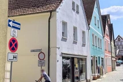 Wohnung Neustadt an der Aisch - 3 Zimmer, 60 m&sup2;, 760&euro; | Angebot:25170515