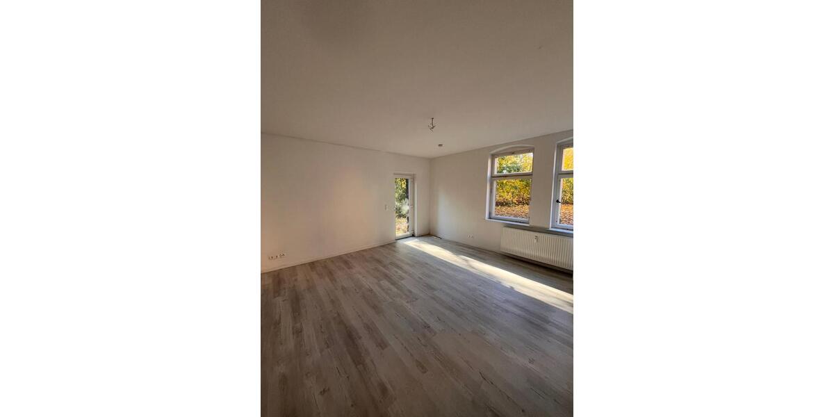Doppelhaushälfte Torgau - 4 Zimmer, 130 m&sup2;, 1.015&euro; | Angebot:23598489