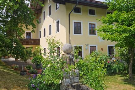 Atelier Wohnung auf dem Einödhof - Idylle pur - Wohnung Tittmoning Murschall | Angebot:26763175