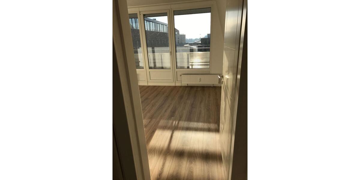 Etagenwohnung Lübeck Sankt Lorenz Nord - 2 Zimmer, 75 m&sup2;, 775&euro; | Angebot:25756509