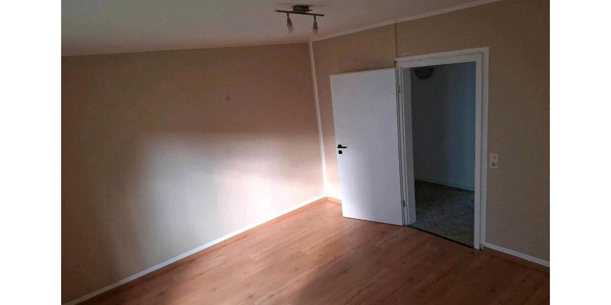 Erdgeschoßwohnung Mayen - 4 Zimmer, 135 m&sup2;, 1.100&euro; | Angebot:25929910