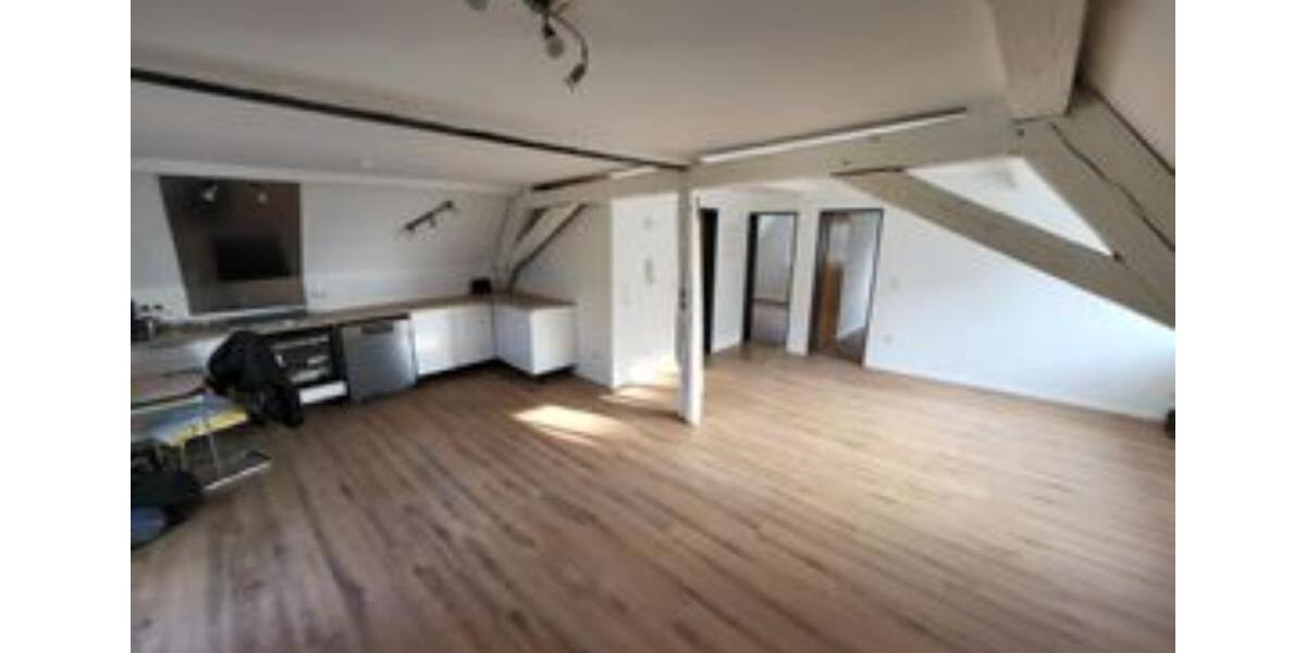 Dachgeschoßwohnung Schwaikheim - 4 Zimmer, 114 m&sup2;, 1.240&euro; | Angebot:24680773