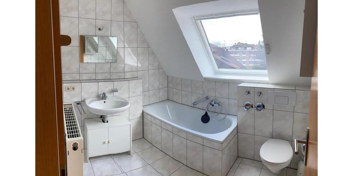 Maisonettenwohnung Baden-Baden Baden - 3.5 Zimmer, 98 m&sup2;, 1.300&euro; | Angebot:26689037