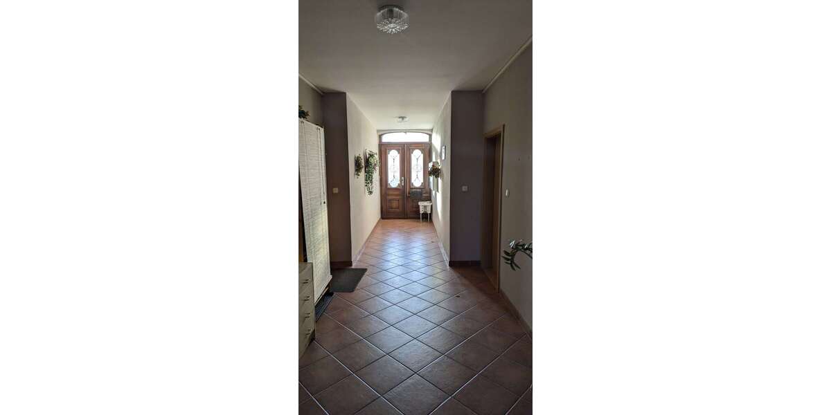 Etagenwohnung Ballenstedt - 4 Zimmer, 103 m&sup2;, 600&euro; | Angebot:25377135