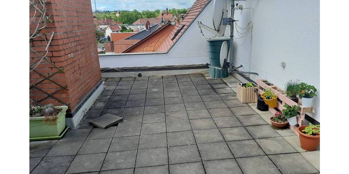 Etagenwohnung Bad Langensalza - 2 Zimmer, 80 m&sup2;, 430&euro; | Angebot:25677774