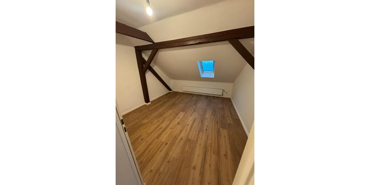 Dachgeschoßwohnung Brandenburg an der Havel - 3 Zimmer, 80 m&sup2;, 960&euro; | Angebot:26101969