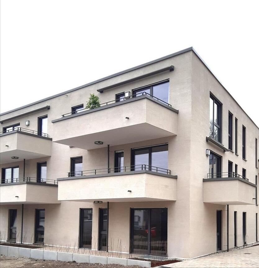 Moderne Erdgeschoßwohnung in LahrSchwarzwald mit Balkon