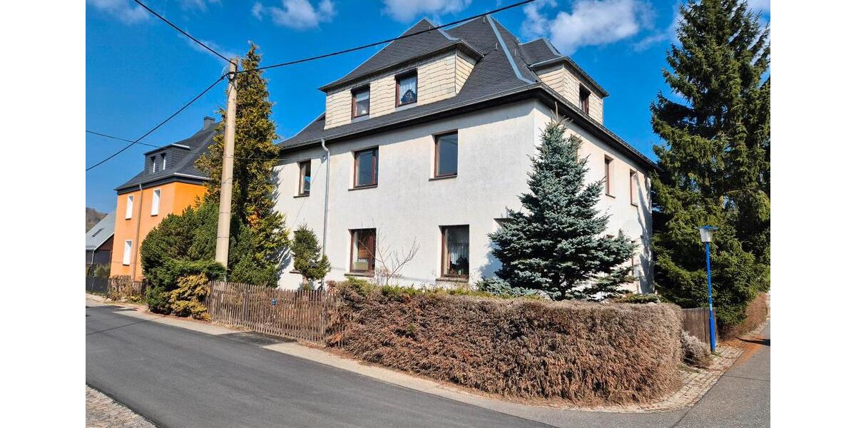 Etagenwohnung Aue-Bad Schlema Bad Schlema - 4 Zimmer, 103 m&sup2;, 600&euro; | Angebot:25839930