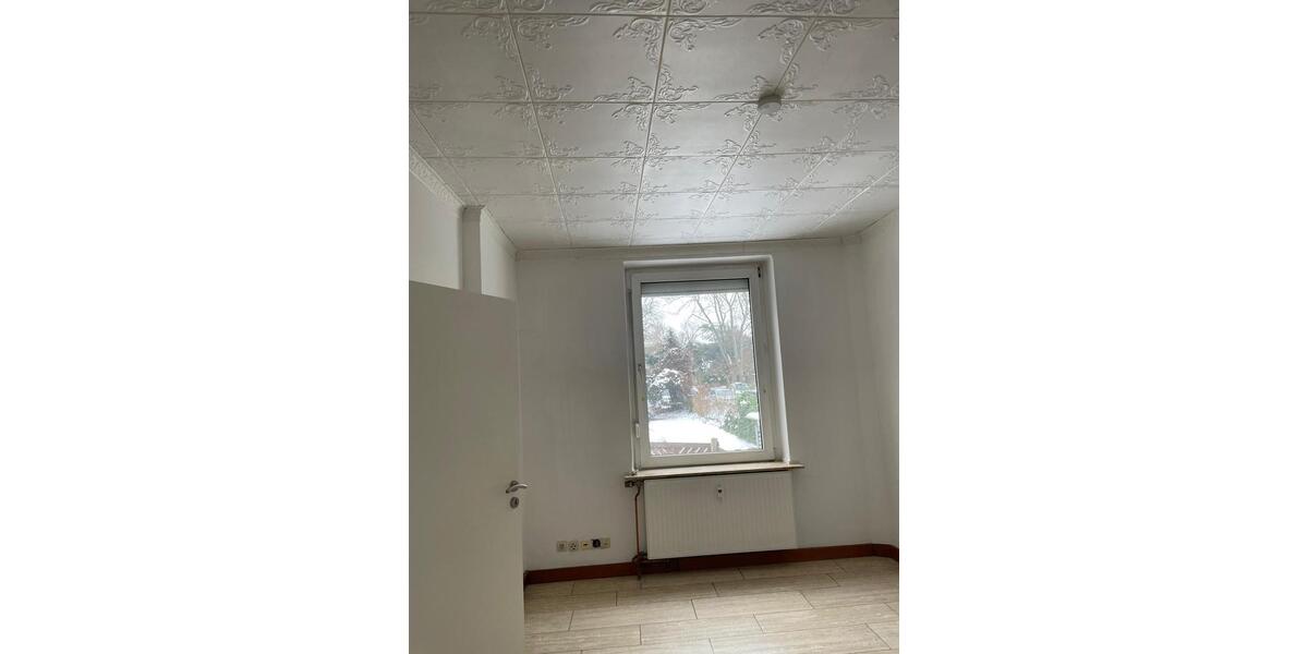 Etagenwohnung Hannover Vahrenwald-List - 3 Zimmer, 95 m&sup2;, 990&euro; | Angebot:24805800