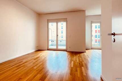 Wohnung Berlin Mitte Mitte - 2.5 Zimmer, 74 m&sup2;, 1.600&euro; | Angebot:25282819