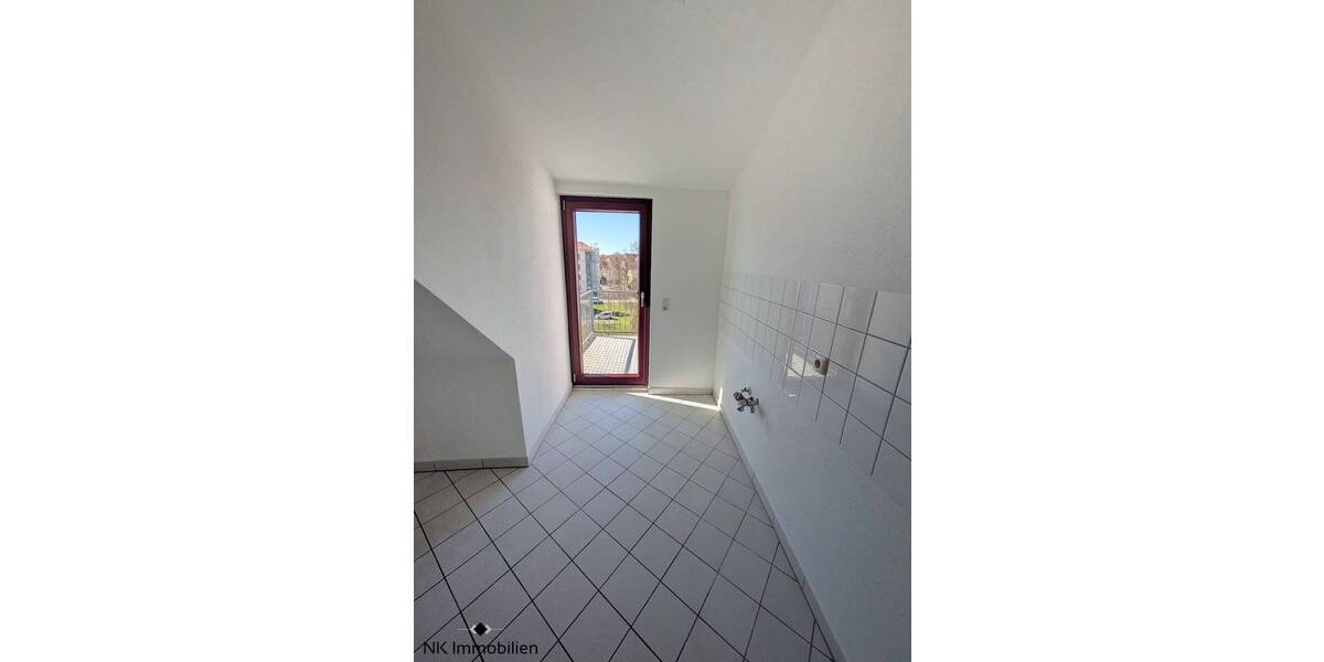 Etagenwohnung Zwickau Innenstadt - 2 Zimmer, 64 m&sup2;, 385&euro; | Angebot:26189805