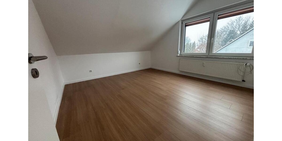 Etagenwohnung Hanstedt - 3 Zimmer, 79 m&sup2;, 900&euro; | Angebot:24731343