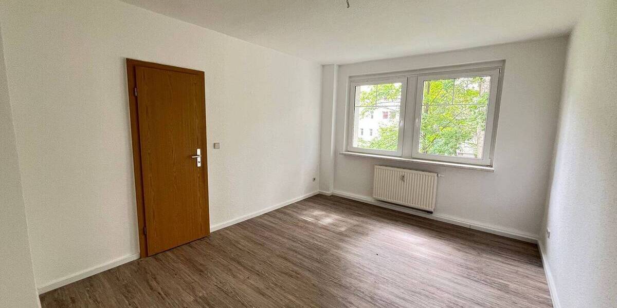 Etagenwohnung Zwickau Eckersbach - 2 Zimmer, 50 m&sup2;, 285&euro; | Angebot:26842164