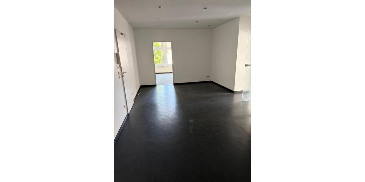 Etagenwohnung Bad Salzuflen - 3 Zimmer, 125 m&sup2;, 1.500&euro; | Angebot:26689303