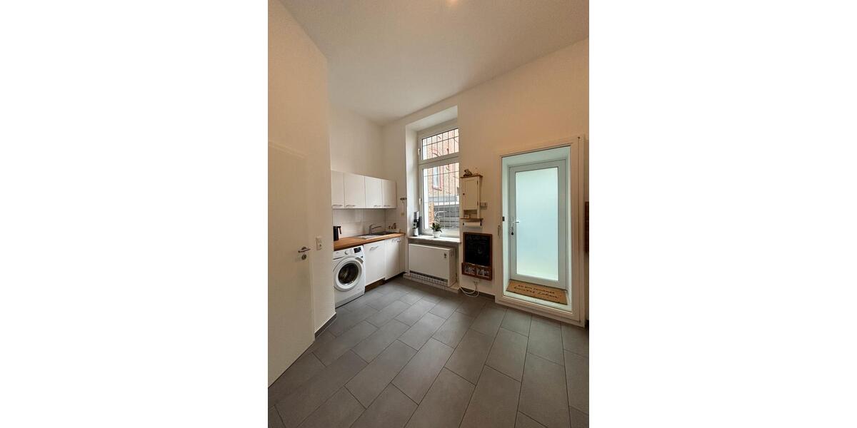 Erdgeschoßwohnung Wiesbaden - 3 Zimmer, 81 m&sup2;, 1.600&euro; | Angebot:24864129