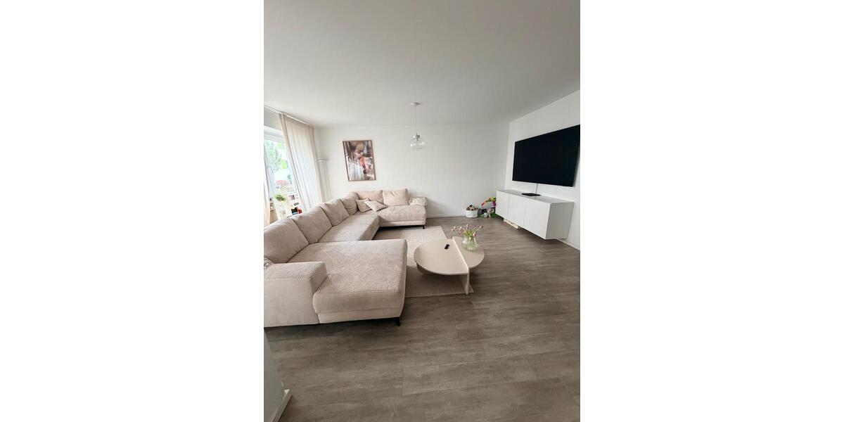 Erdgeschoßwohnung Gernsheim - 3 Zimmer, 90 m&sup2;, 1.240&euro; | Angebot:26630959